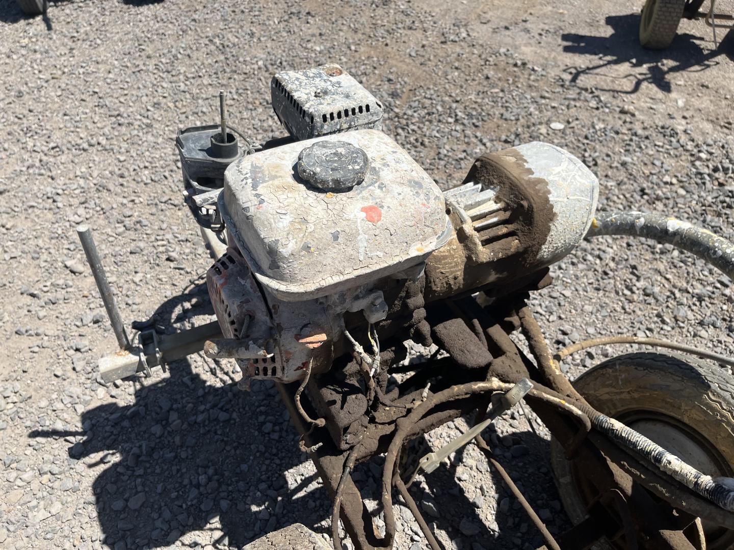 ./imagenes/INVOICE/2019/16613/SPRAYADORA DE PINTURA GRACO LINE LASER II (5).JPG